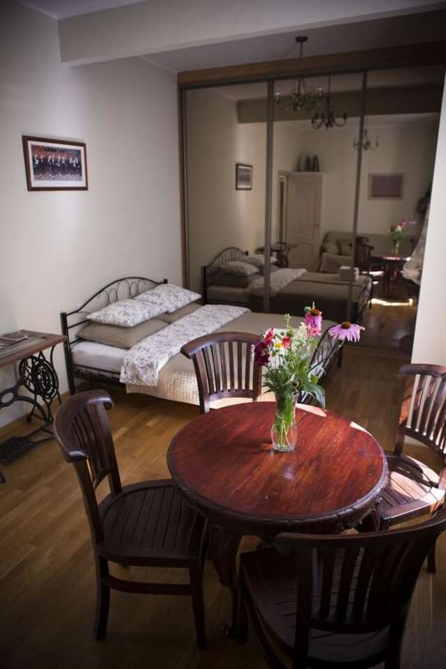 Апартаменты Jovitos Apartment near Gediminas Ave Вильнюс-17